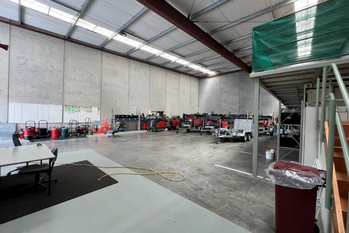 Industrial Unit for Lease Manukau Auckland 