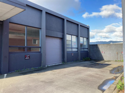 Bulk Retail Strip for Lease Hutt Central Wellington