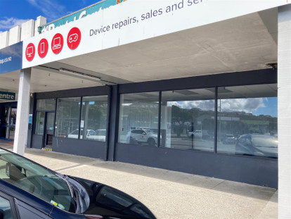 Hole in the Wall Retail for Lease Porirua Wellington